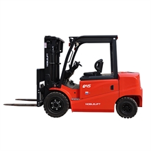 Four-wheels electric forklift 4,5 T - load centre distance 500 mm - Q Series - 