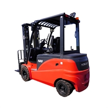 Four-wheels compact electric forklift 1,8 T  - low centre distance 500 mm - 