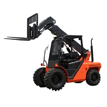 Rough terrain telescopic handler 4.5 meters and 3 tons capacity - 